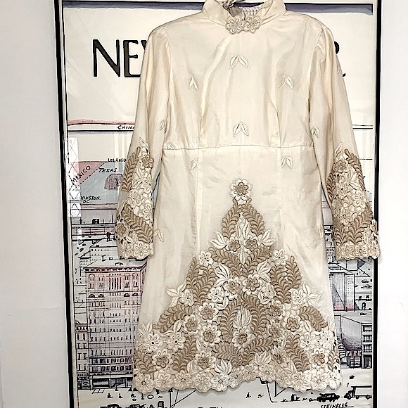 Vintage cream|taupe tonal embroidered mini dress with slight A-line size S/M - Picture 1 of 12